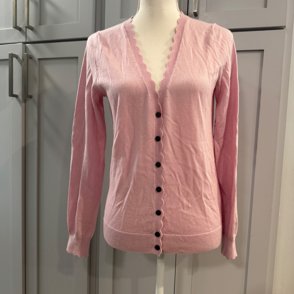 Boden Pink Scalloped V Neck Button Up 100% Wool Knit Cardigan Sweater Size‎ 6